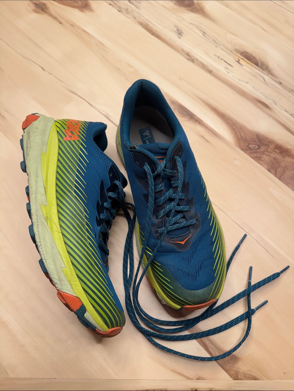 Hoka Torrent 2 trail running shoes in the Blue Coral/Evening Primrose colorway 9 - Picture 3 of 10